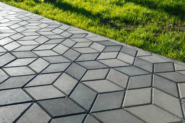 Best Professional Driveway Pavers  in Breckenridge Hills, MO
